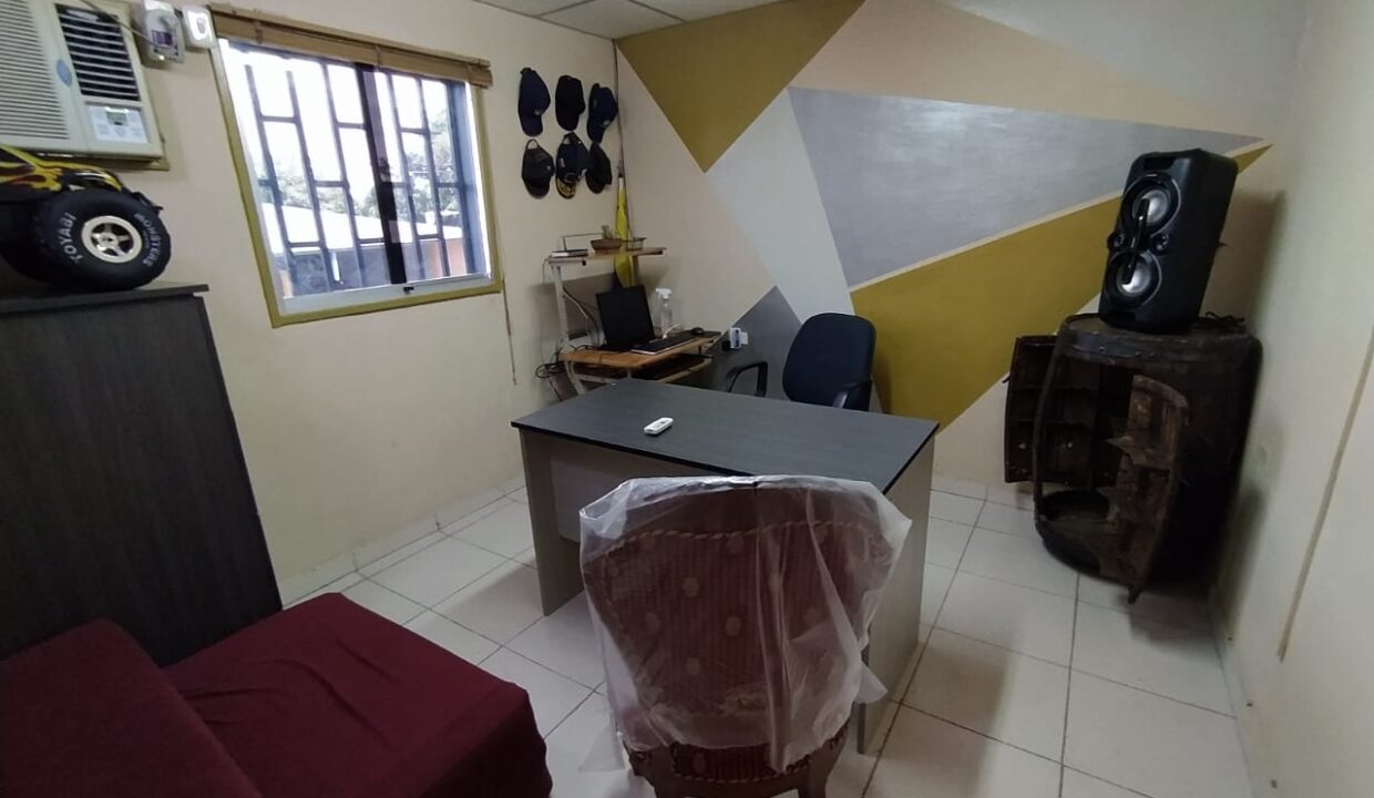 WhatsApp Image 2022-11-12 at 10.04.49 AM