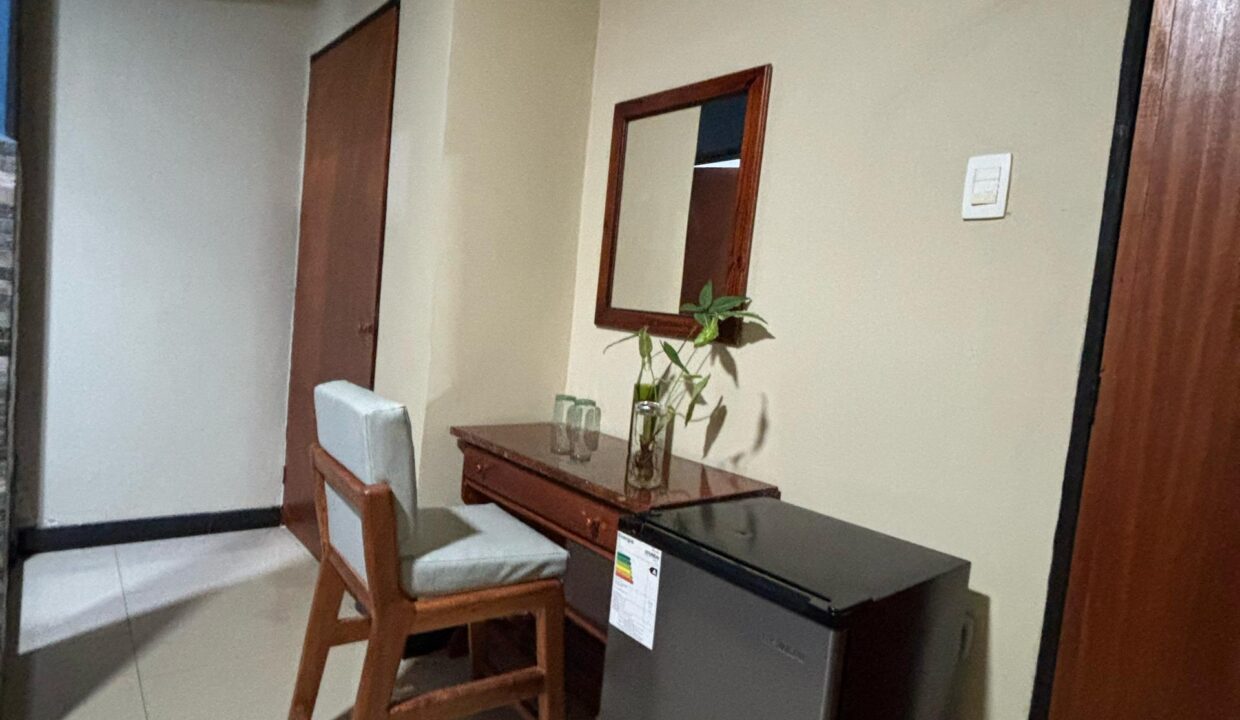 WhatsApp Image 2025-04-01 at 9.00.44 PM (4)