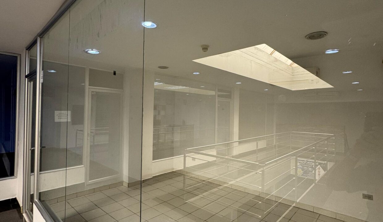 WhatsApp Image 2025-04-08 at 6.16.02 PM (2)